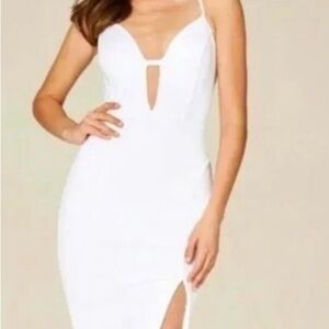 bebe White Strapless Midi Dress with Plunge Neckline
